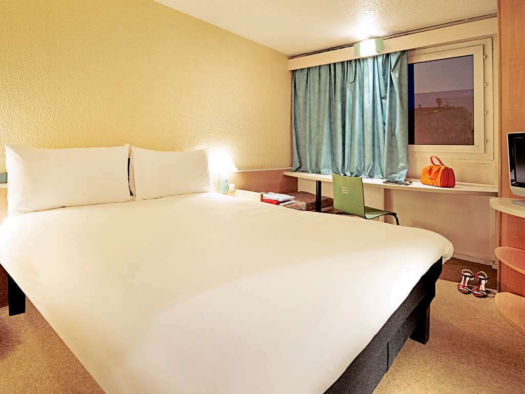 Ibis Amboise Hotel Quarto foto